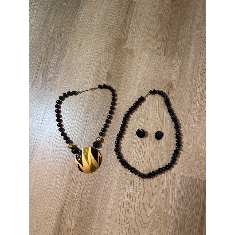 Vintage Jewelry 3 Piece Necklaces & Clip On Earrings Black Gold Abstract Bead